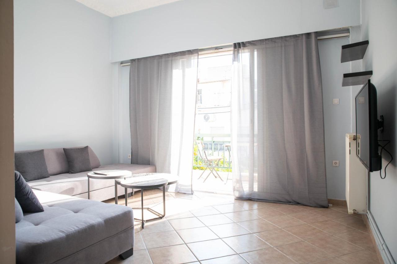 Nikea Apartment Near Piraeus Port And Metro St II Dış mekan fotoğraf